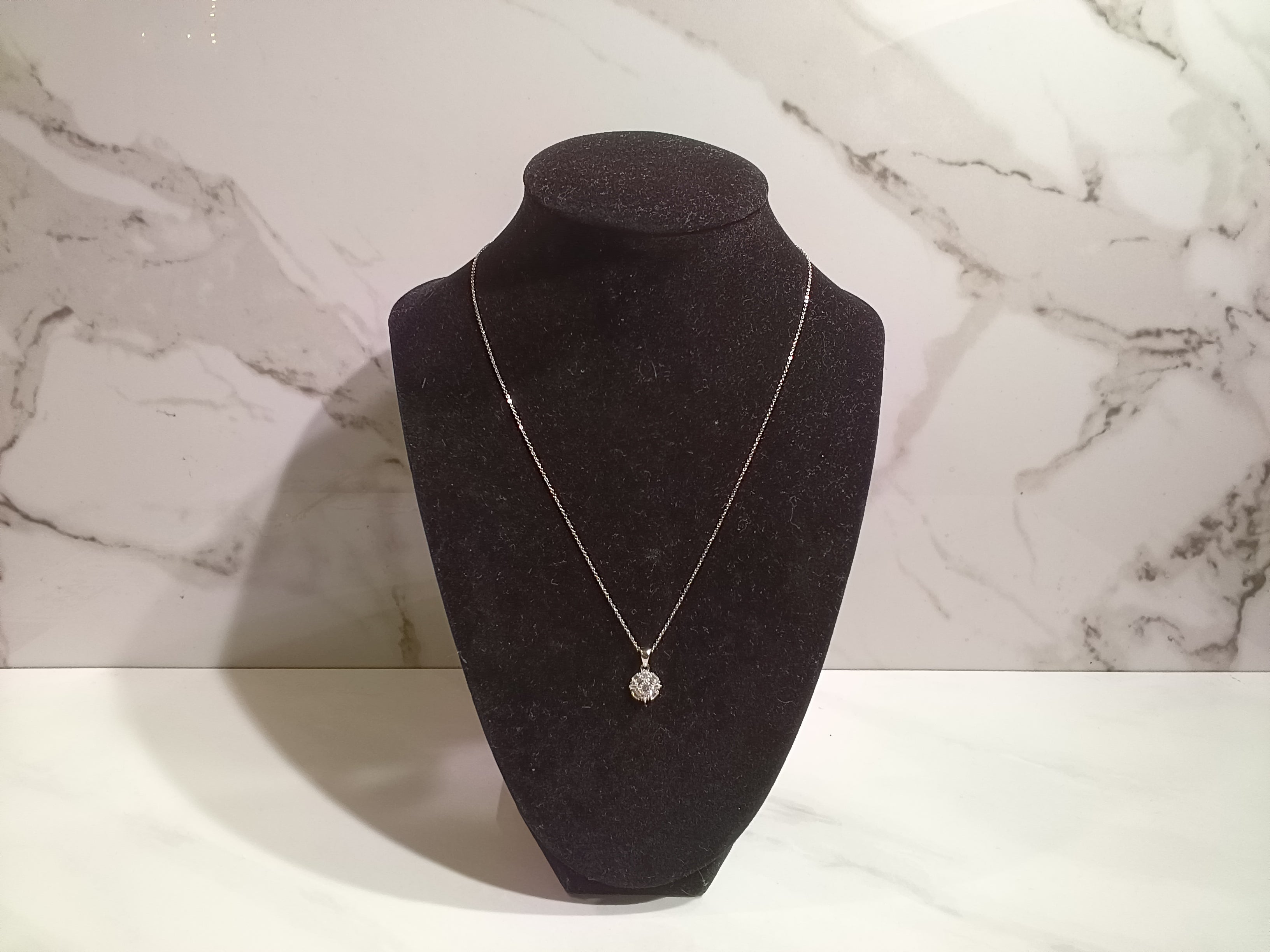 18" Sterling Silver Moissanite Circle Necklace