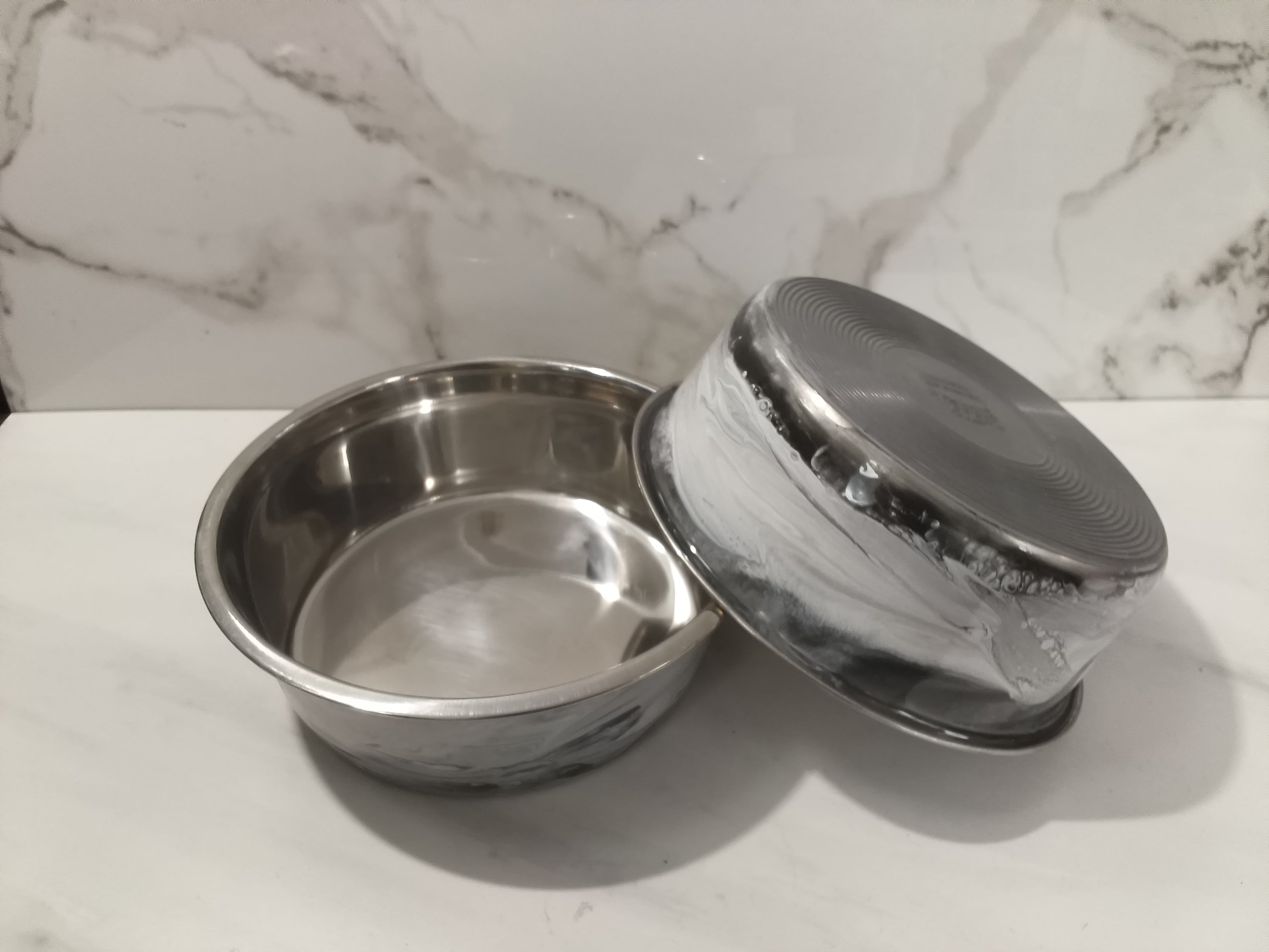 Handcrafted Silver Marble Epoxy Dog Bowl Set