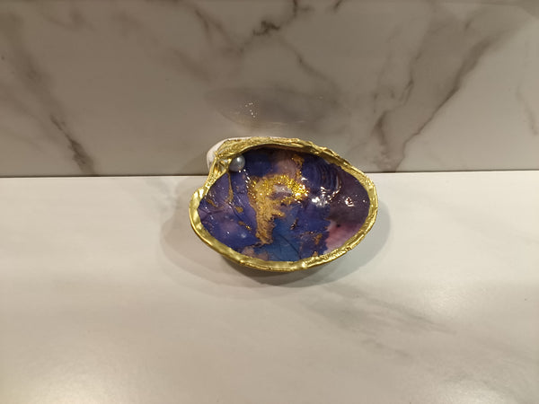 Galaxy Resin Oyster Shell Dish with Gold Trim & Pearl Accent