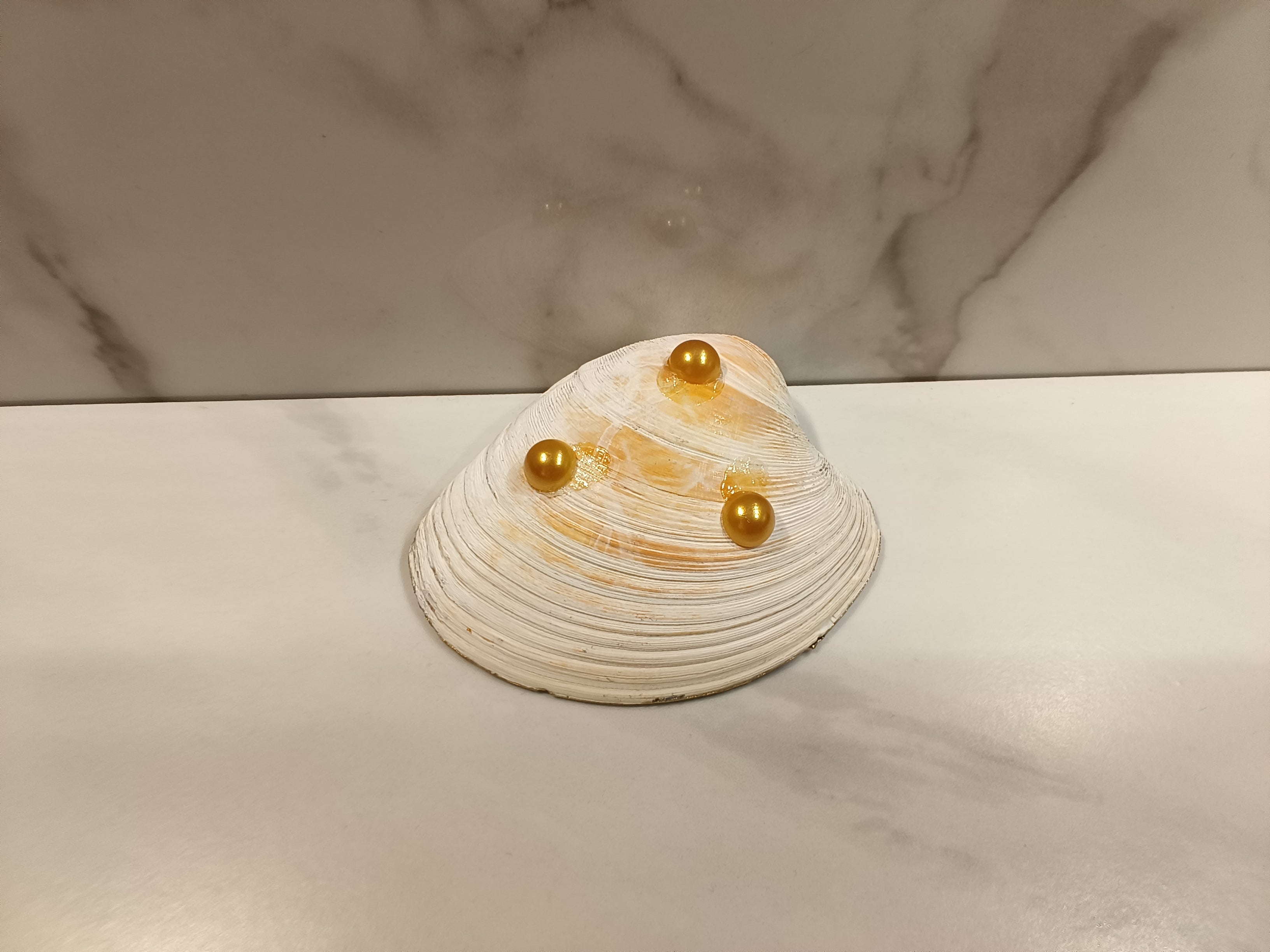 Galaxy Resin Oyster Shell Dish with Gold Trim & Pearl Accent