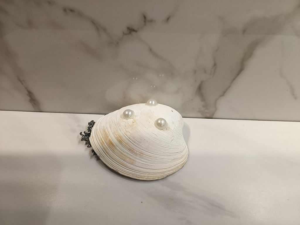 Blue Floral Oyster Shell Dish with Silver Leaf Accent